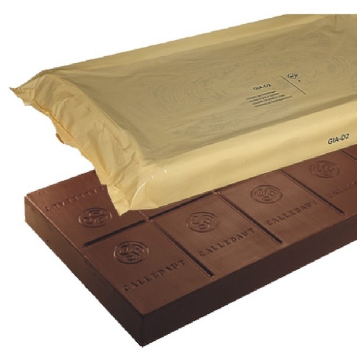 immagine cioccolato gianduia al latte 144 blocco callebaut